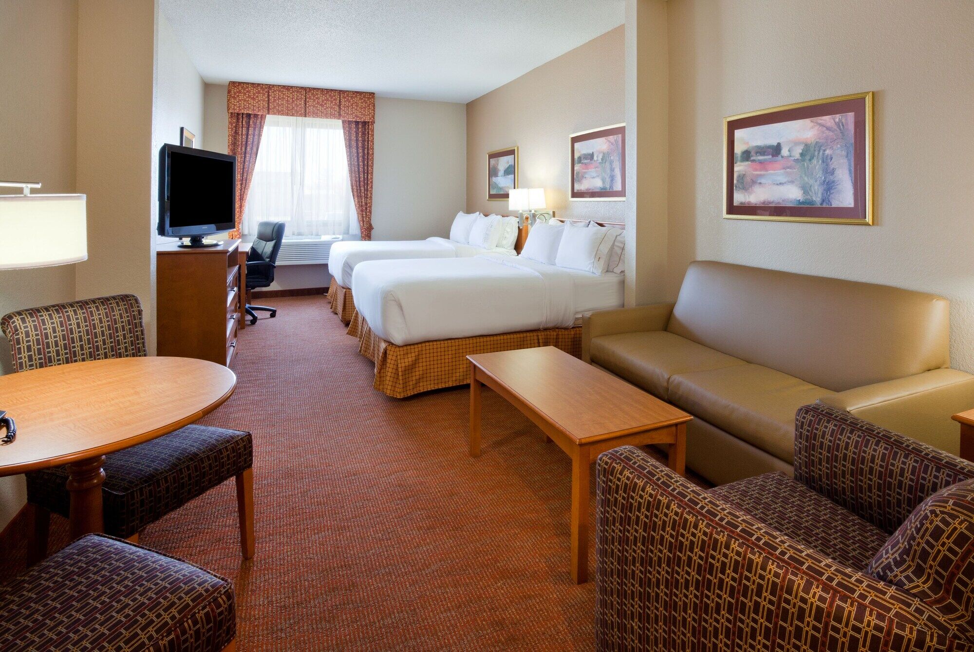 Holiday Inn Express & Suites - Worthington By Ihg Exterior photo